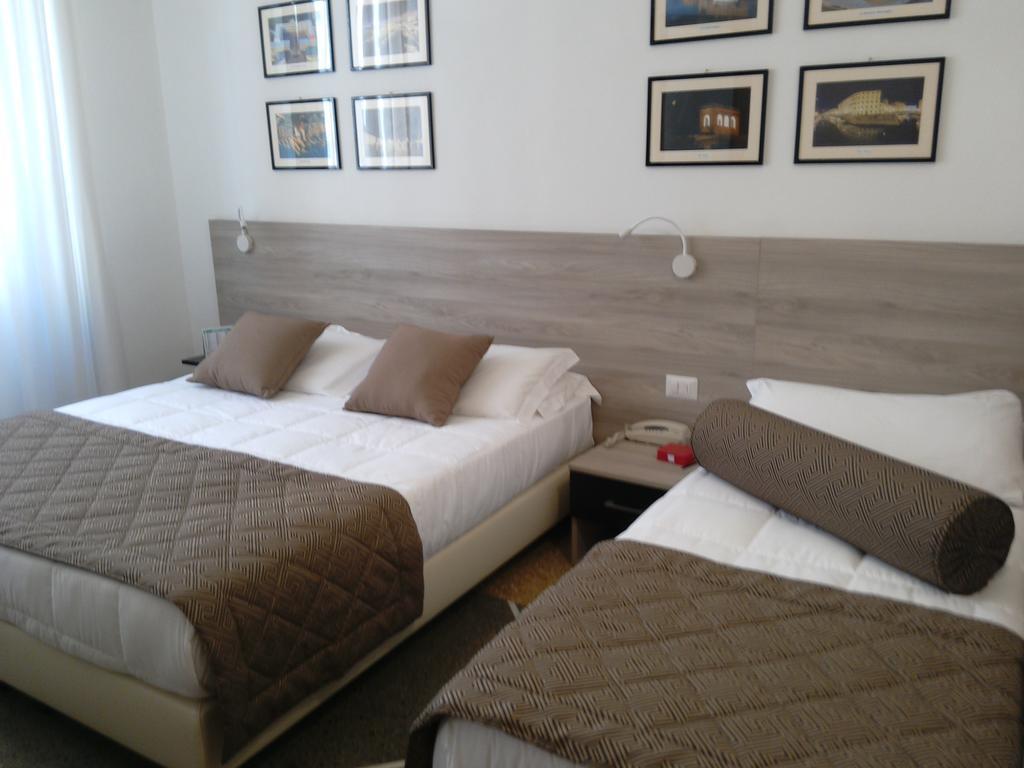 Hotel Citta' Livorno Exterior photo